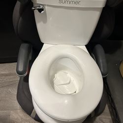 Summer Potty Chair With Flush Sounds And A Detachable Pee Guard For A Boy
