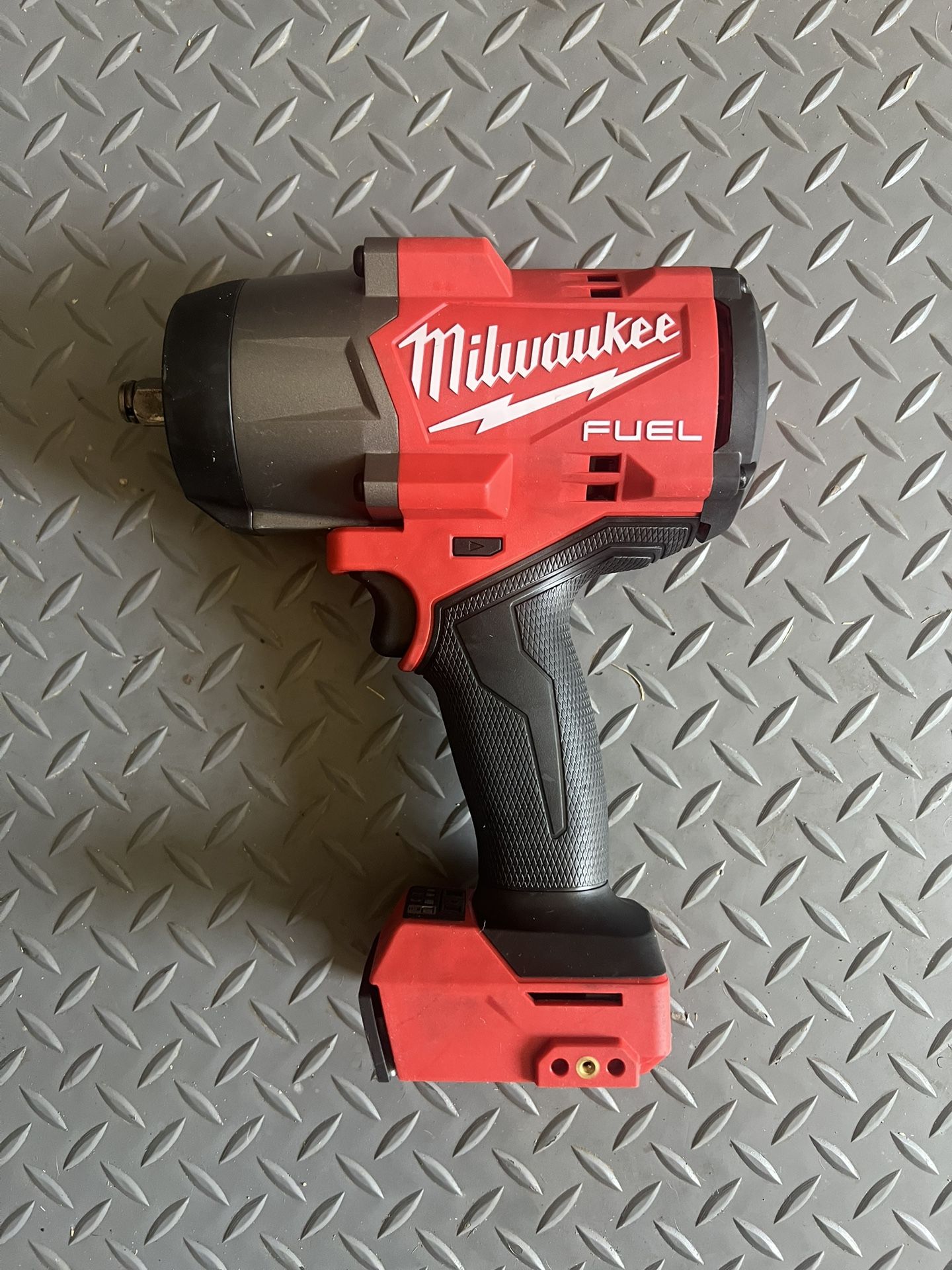 Milwaukee M18 FUEL High Torque Impact
