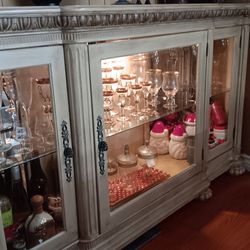 mueble muy bonito madera macisa