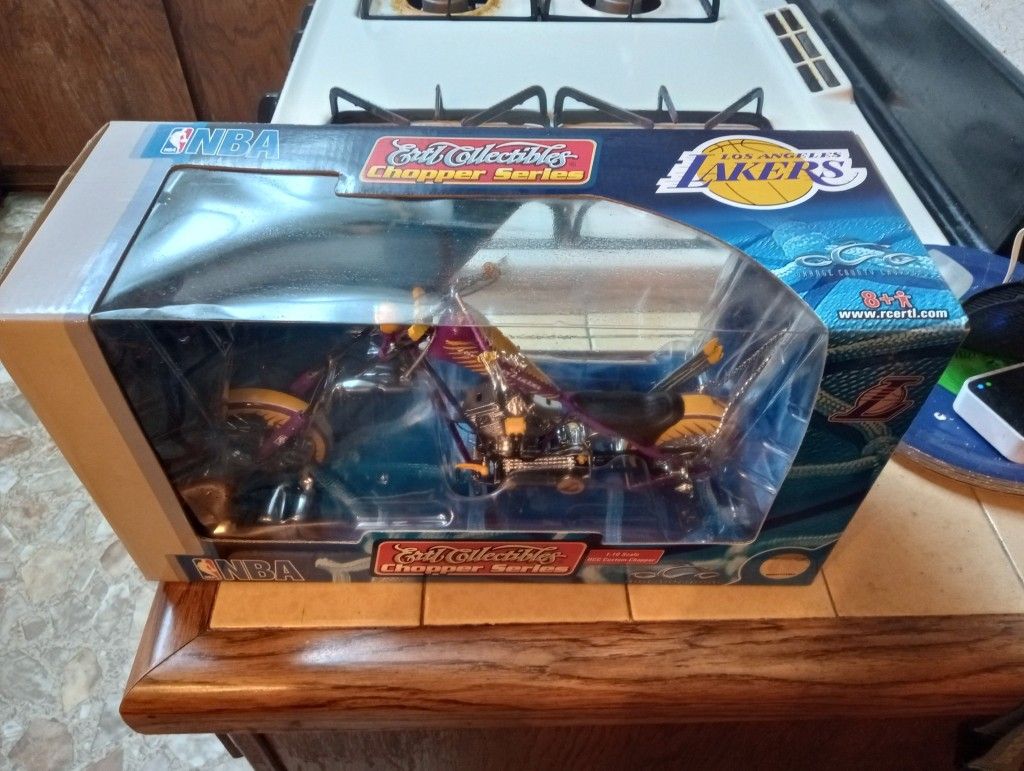 East Collectibles Lakers Chopper