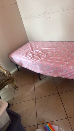 Twin Foldable bed