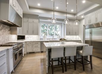 Kitchen Cabinets – Wholesale Prices