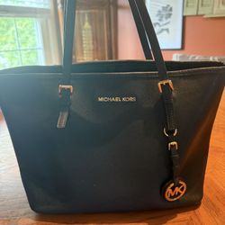 Michael Kors Navy Blue Jet Set Tote