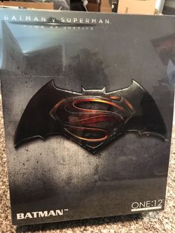 Mezco Batman V Superman Dawn Of Justice “Batman” Figure