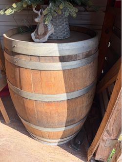 2 full size whisky barrels