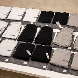 Essentials Hoodies/Shorts/T-Shirts 