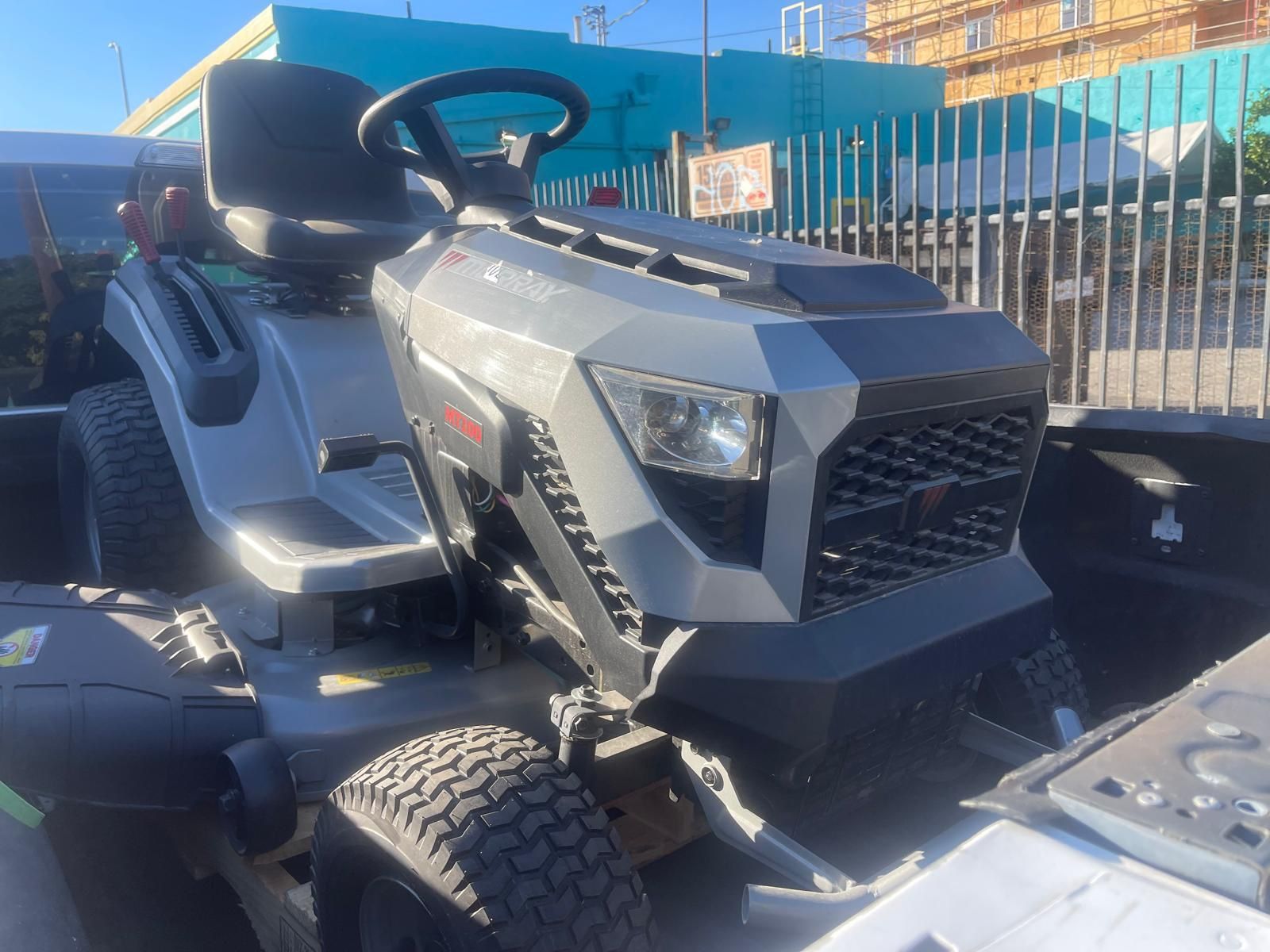 MT200 42 in. 19.0 HP 540cc EX1900 Series Briggs and Stratton Engine Automatic Gas Riding Lawn Tractor Mower