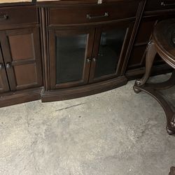 Tv stand