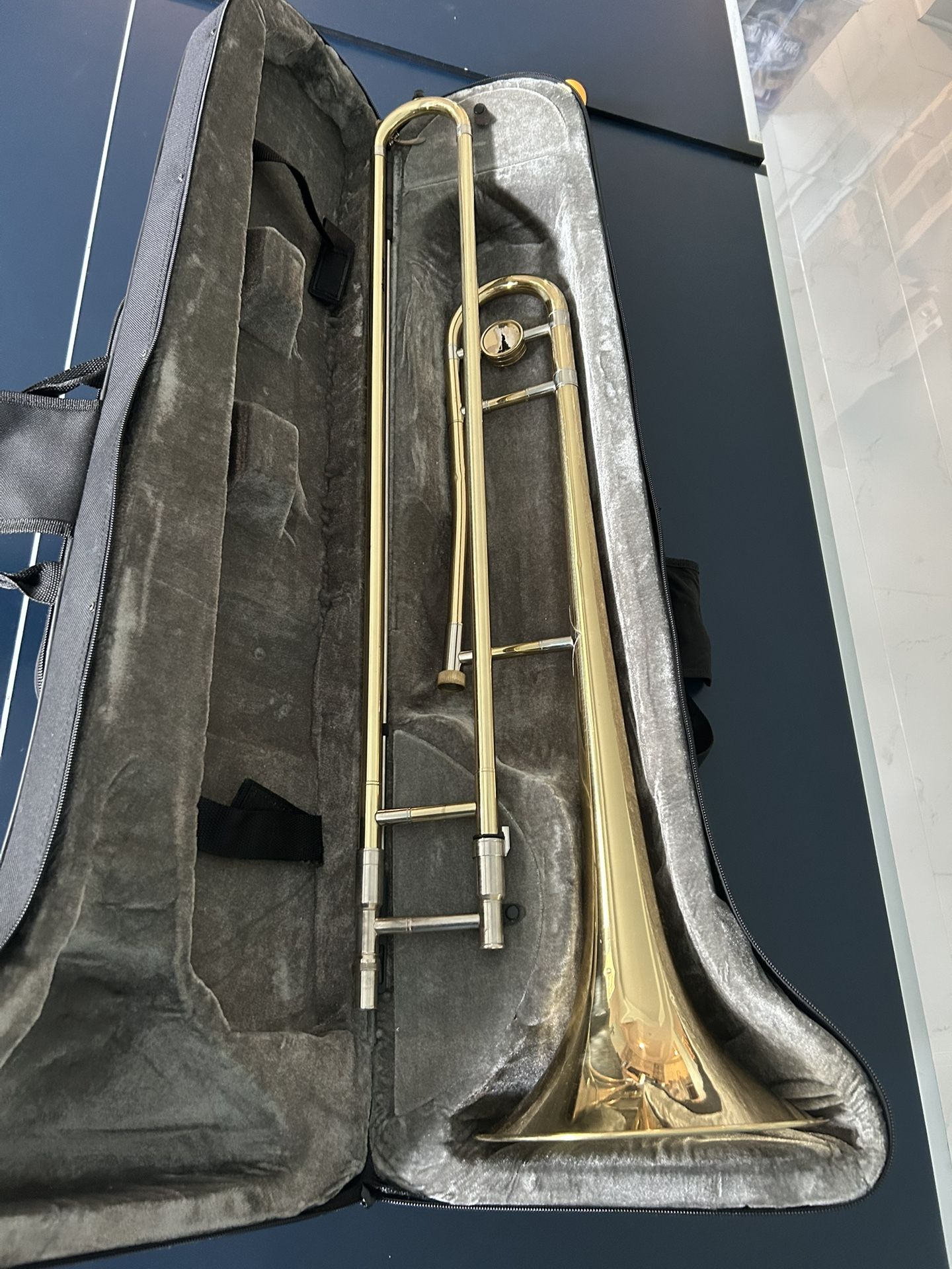 Trombone Eestar Model With Solid Case $399