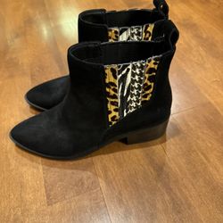 Women’s crown vintage leather boots shipping available