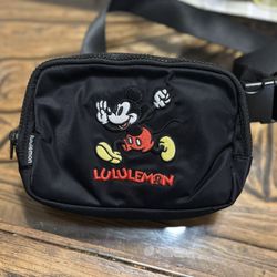 Lululemon x Mickey Mouse Belt Bag 