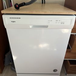 Heavy Duty Dishwasher w Counter Top 