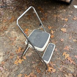 Vintage Cosco 2-Step Folding Step Stool. 