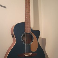 Fender Accoustic Electric guitar!  In mint condition 