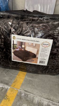 Cal King Blanket New