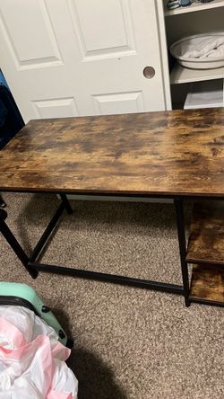 Work desk