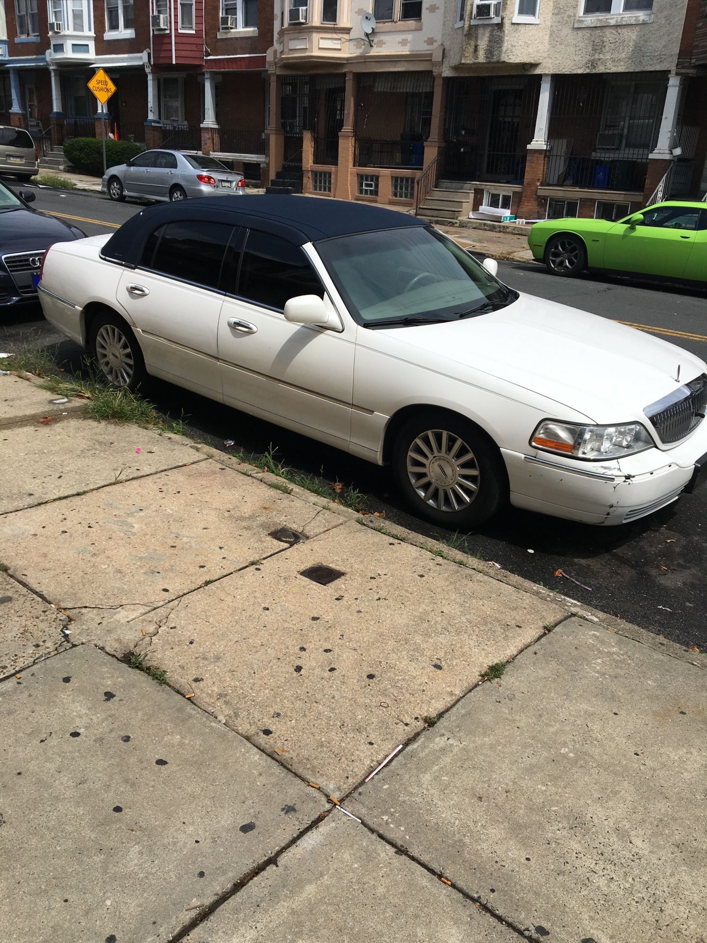 2003 Lincoln Town Car