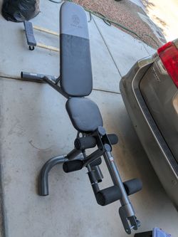 Golds Gym weight bench