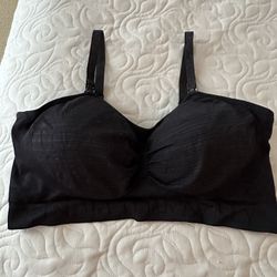 Kindred Bravely Breastfeeding Bra