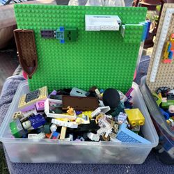 Assortment Of Legos