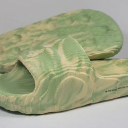 Adidas Adilette 22 Sandals Slides Magic Lime Desert Sand Men's Size 8