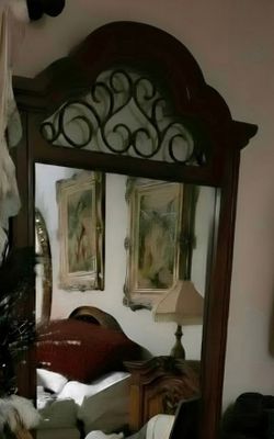 Bedroom set