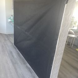 8” box spring queen in excellent condition
