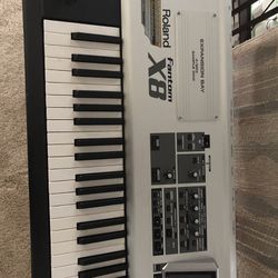 Roland Fantom X8 Keyboard