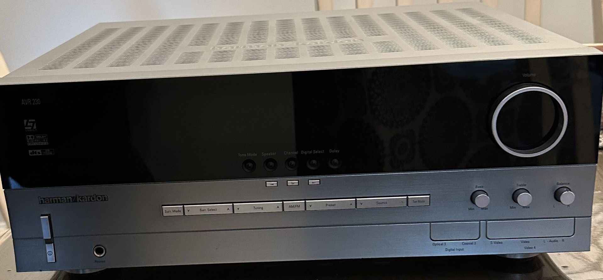 Harmon/Kardon AVR 230 Receiver