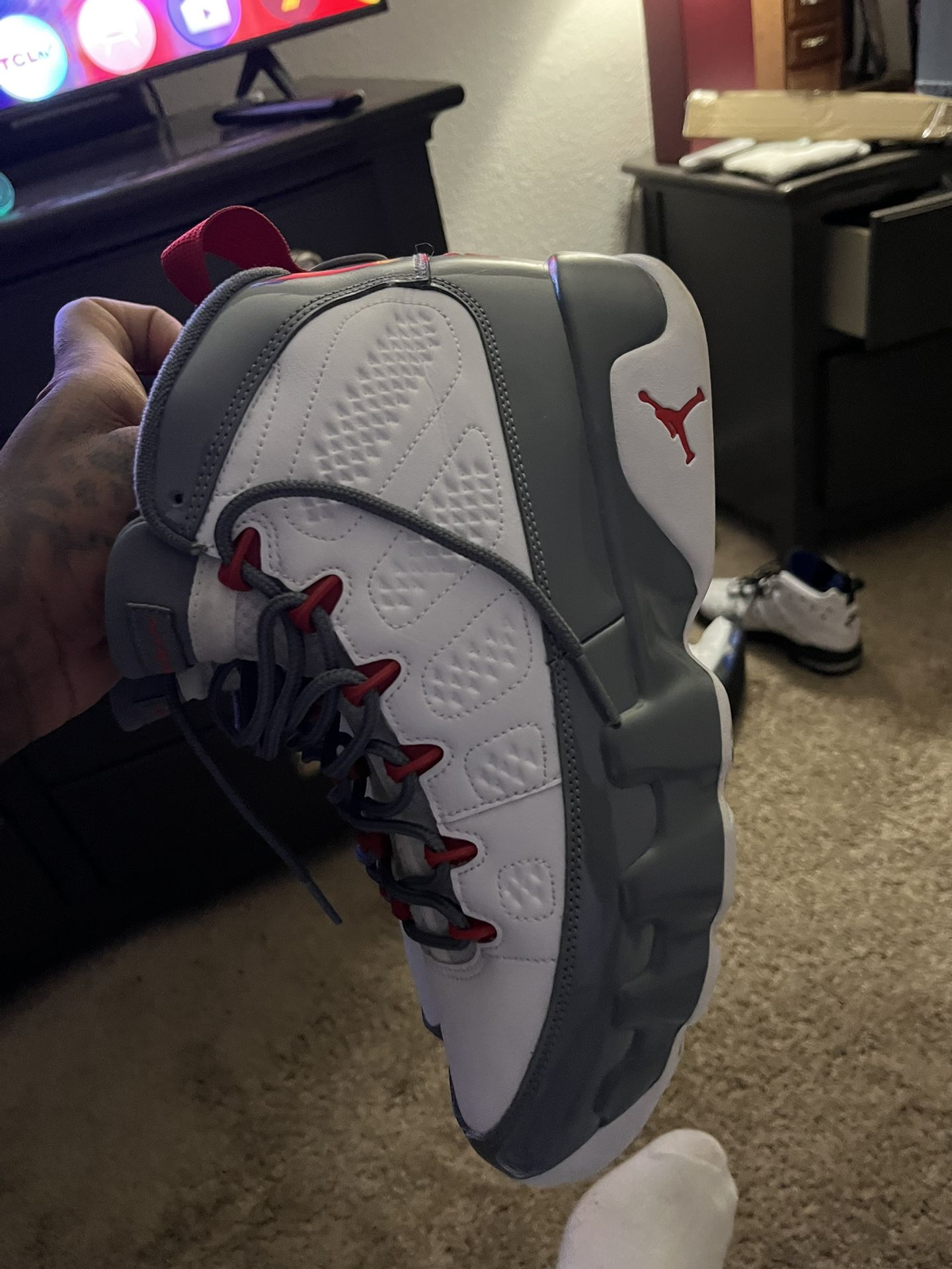Jordan 9 Size 9 Great Condition