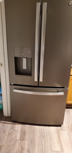 Refrigerator 