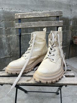 Schutz Women’s Boots 8.5 Wide $100 New