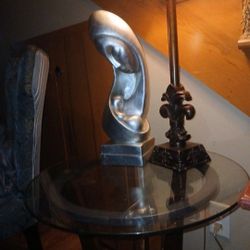 Mother And Childl Sculpture 