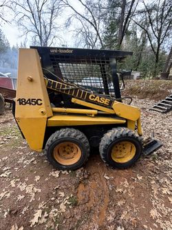 Case Skid 1835 Trades