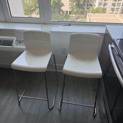 2 Bar Stools