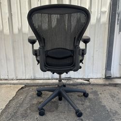 HERMAN MILLER 2ND GENERATION CLASSIC AERON SIZE B FULLY LOADED 