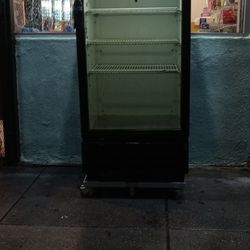 Refrigerador Comercial motor Nuevo  Base  no se incluye