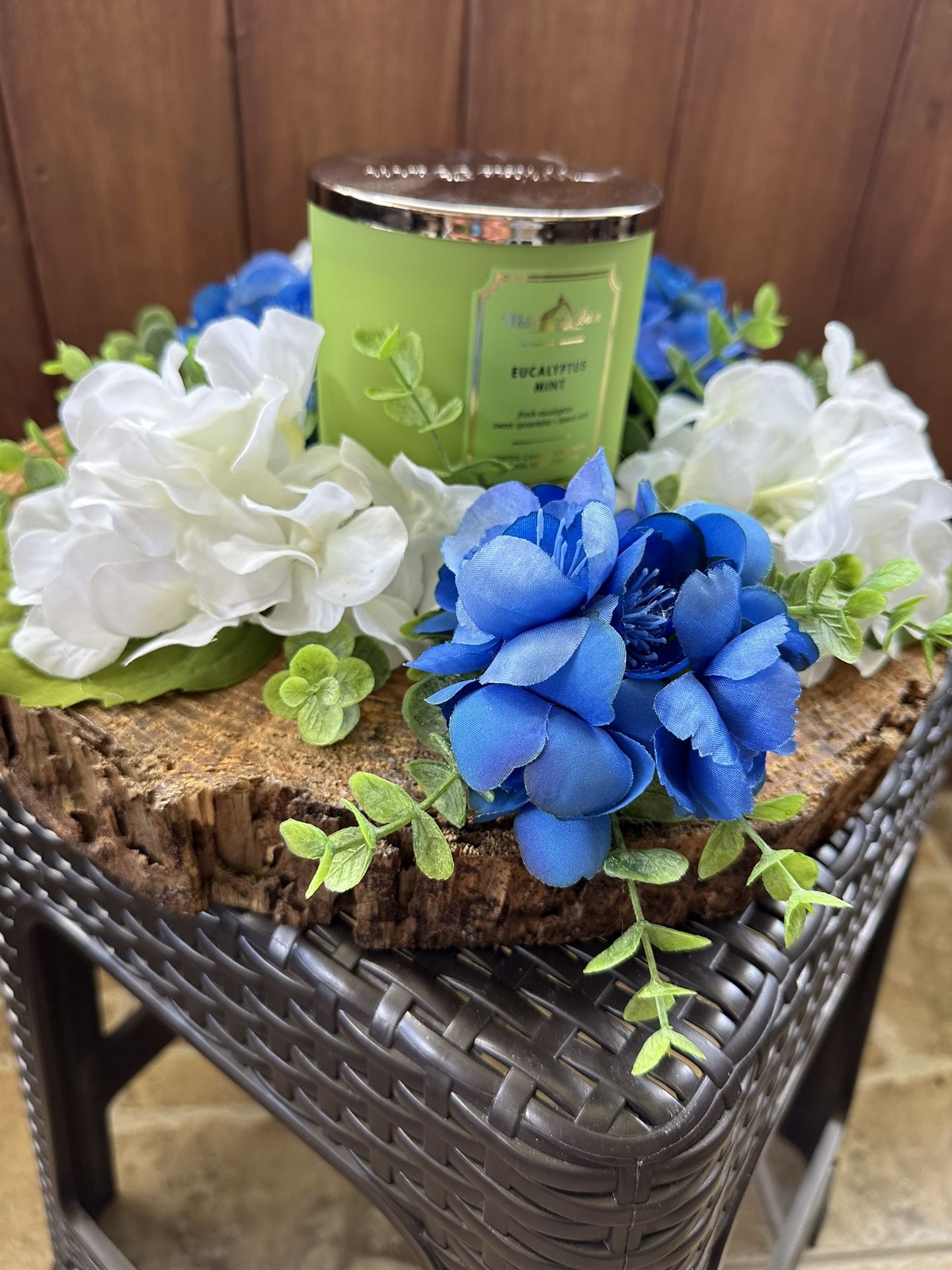 DECORATIVE CENTERPIECE W CANDLE