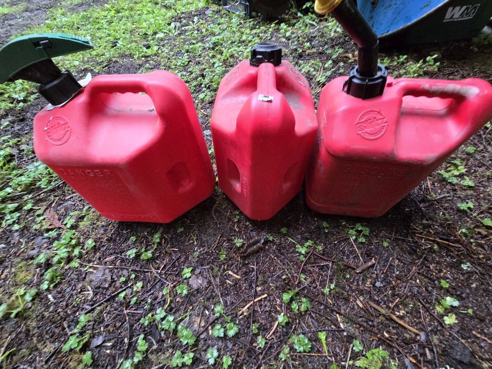 Gas And Disel Cans $5 EACH DEAL ON 2 OR MORE