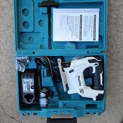 Makita VJ01W 12V Max Lithium-Ion Cordless Jig Saw