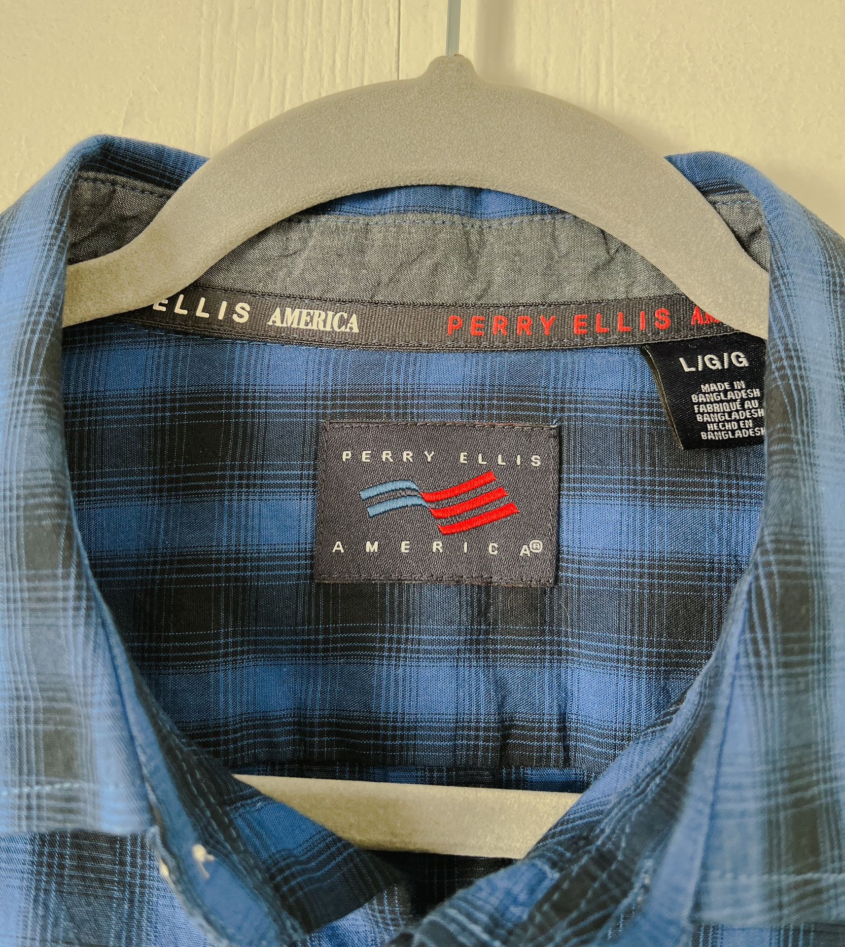 Perry Ellis Blue and Black Plaid Shirt - Men's Size L