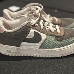 Nike Air Force 1 ‘07 LX Toasty – Oil Green (Women’s Size 6) | Slightly Used, No Box