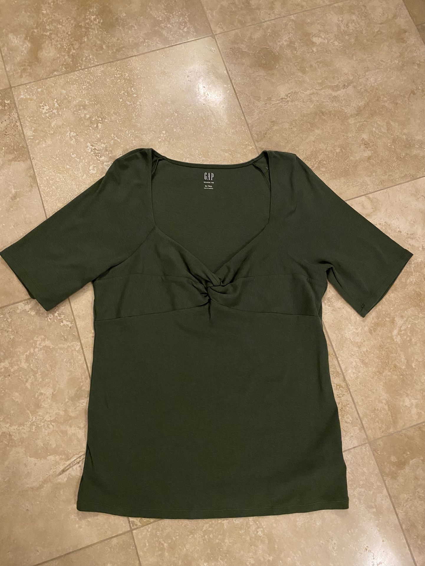 GAP Favorite Tshirt Womens