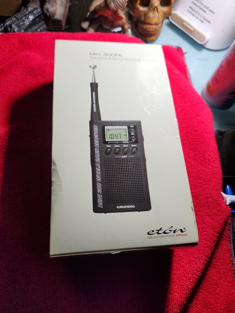 Eton Short Wave Radio 300PE7 Short Wave Bands Analiog Digital Antana