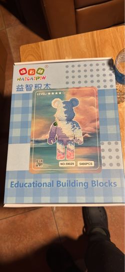Building blocks bear