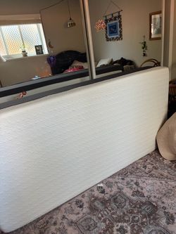 XL Twin bed