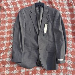 Suit 28S 32W