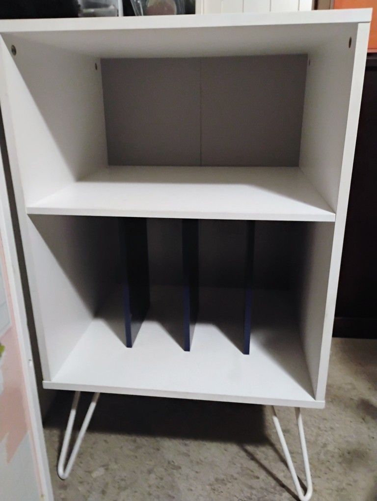 Nice Whte Square Side Table