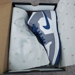 AIR JORDAN 1 MID SE