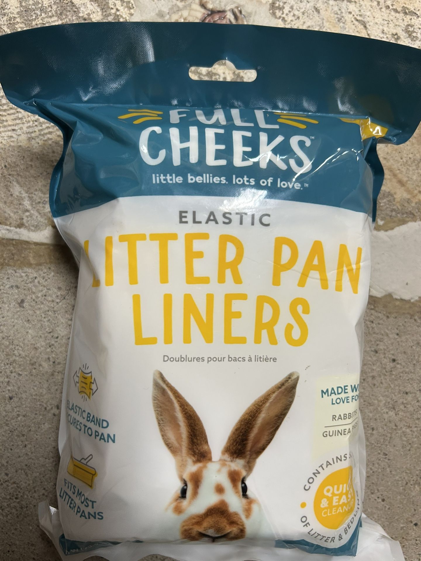 Rabbit litter pan and liners new